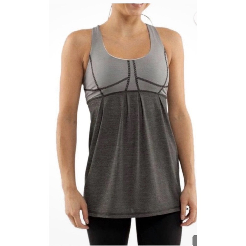 Woman's Lululemon Run: Back On Track Tank Black Gray - Size Large (8?)